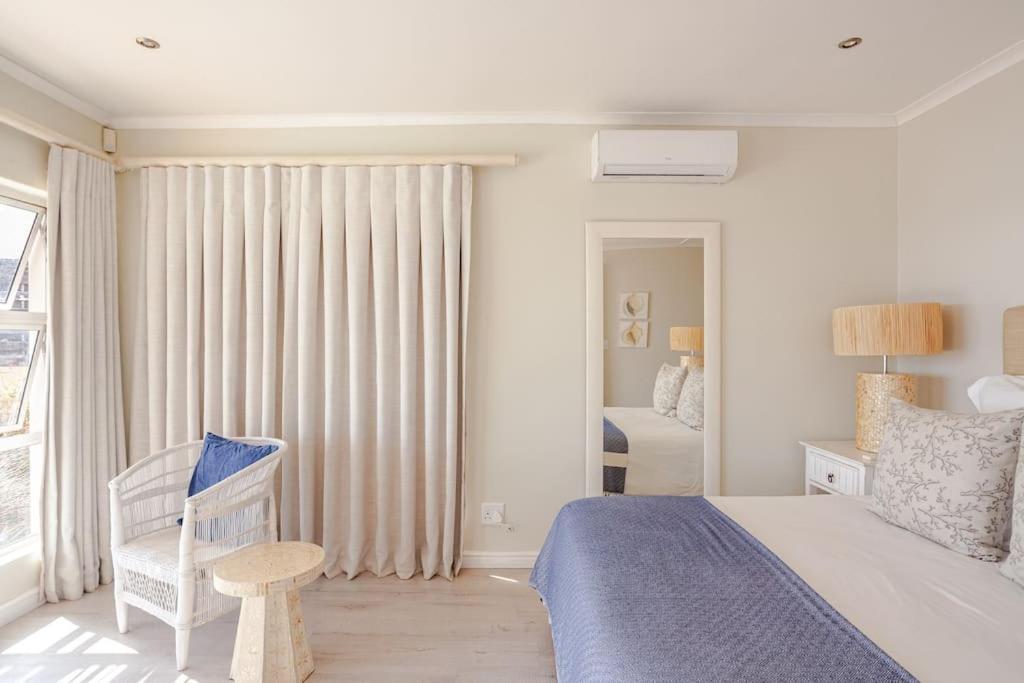 La Petite Baleine Oceanfront Luxury Villa De Kelders Eksteriør billede
