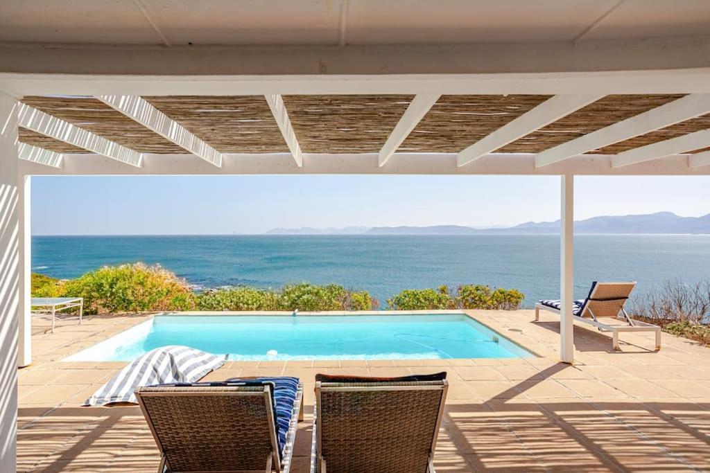 La Petite Baleine Oceanfront Luxury Villa De Kelders Eksteriør billede